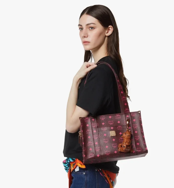 Aren School Bag Tote in Visetos