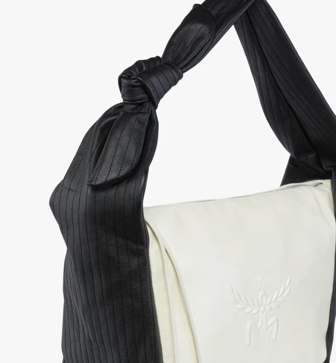 Aren Shoulder Bag in Lambskin