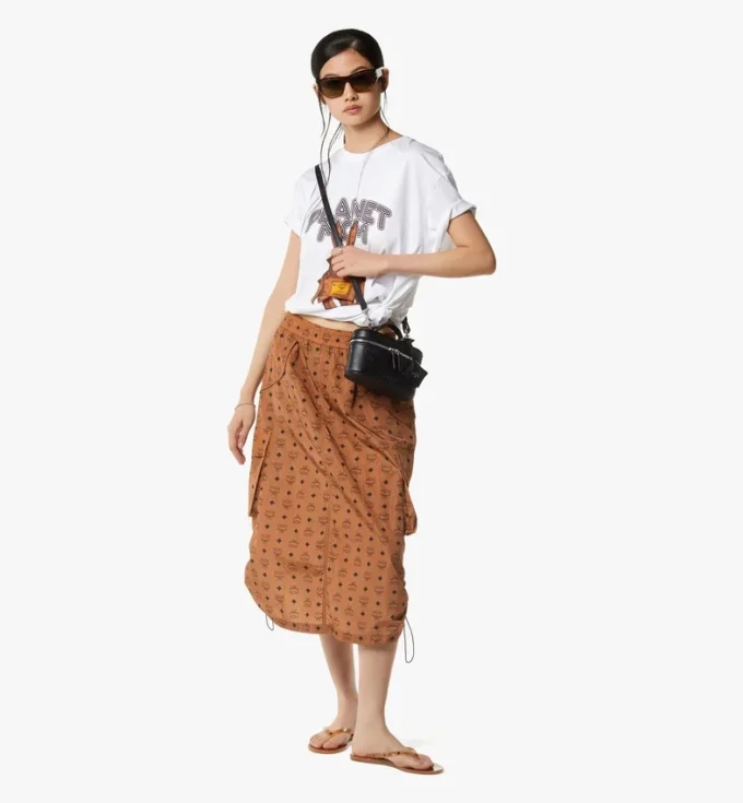 Aren Vanity Case in Maxi Monogram Leather