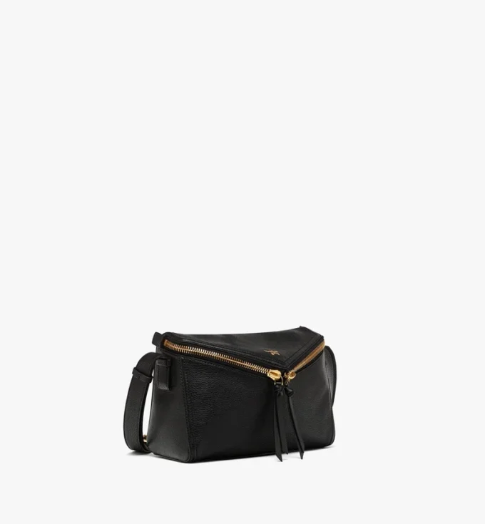 Diamant 3D Shoulder Bag in Goatskin Leather Diamant 3D Shoulder Bag in Goatskin Leather