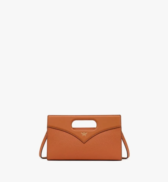 Diamond Bag in Grained Leather Diamond Bag in Grained Leather