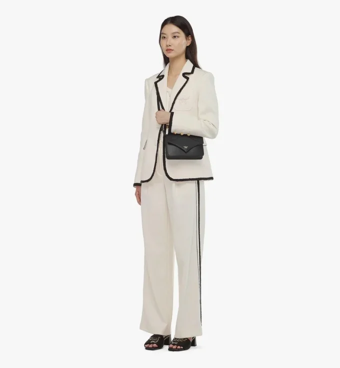 Diamond Shoulder Bag in Calfskin Diamond Shoulder Bag in Calfskin