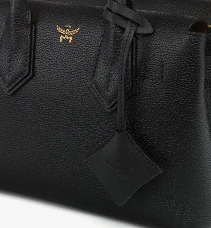 Milla Tote in Grained Leather