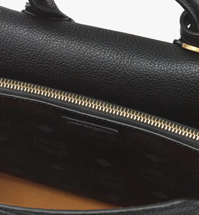Milla Tote in Grained Leather
