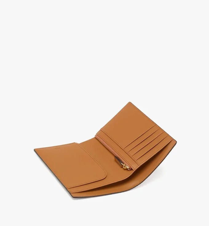 Ottomar Passport Holder in Rabot Visetos